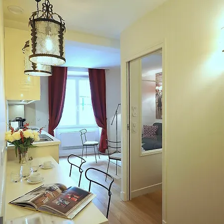Appartamento Louvre Opera Design Chicsuites Parigi