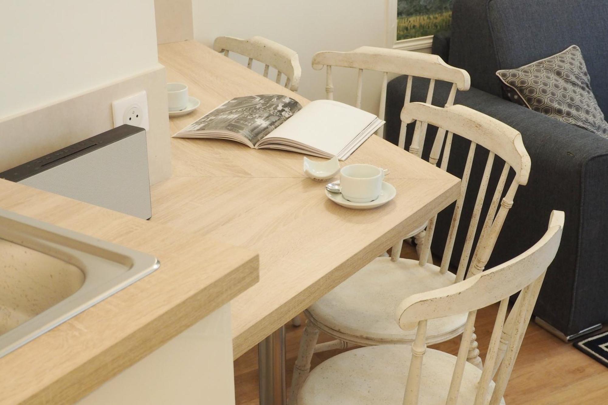 Louvre Opera Design Chicsuites